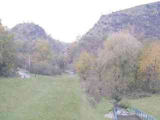 The way from bus reaches the valley bottom here